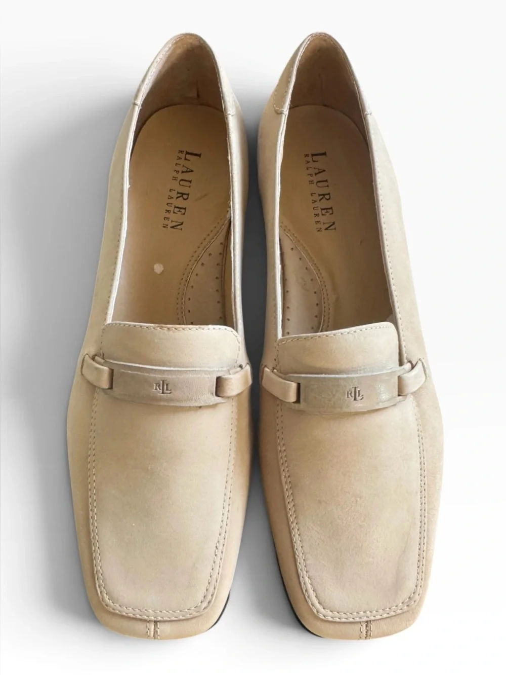 Lauren Ralph Lauren cream square toe loafers size 7.5 B